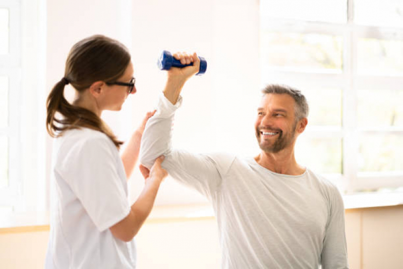 Clínica Especializada em Musculação Terapêutica para Terceira Idade Gleba do Pêssego - Musculação Terapêutica para Ganho de Massa Muscular